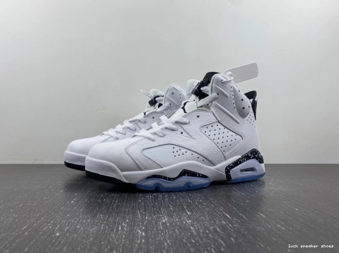 LUCY Jordan Oreo 6 Reverse Air CT8529-112 0701